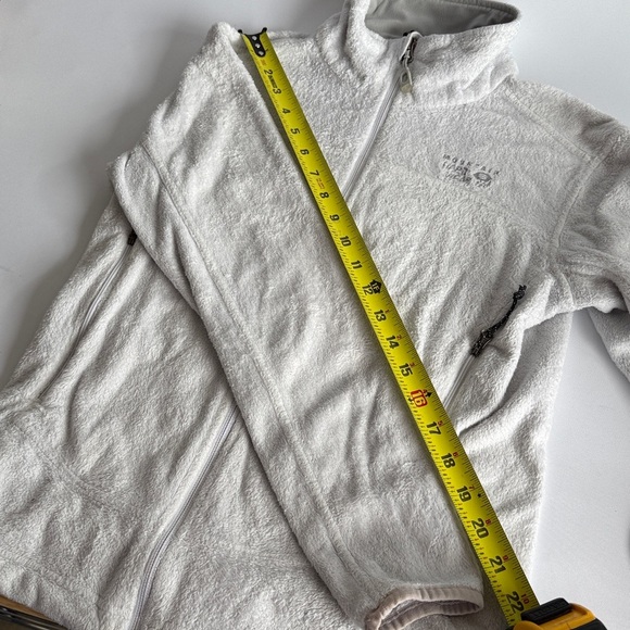 Mountain Hardwear Off-White Fleece Jacket - Picture 8 of 8